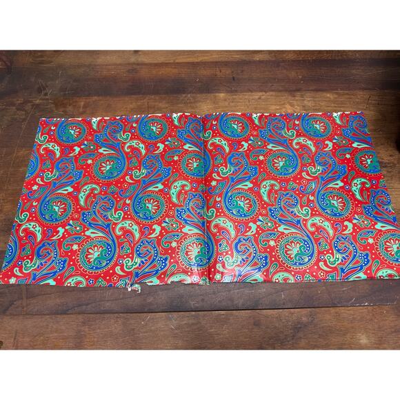Vintage Cleo Gift Wrap Made In USA All Occasion Paisley Print Wrapping Paper - Picture 5 of 6